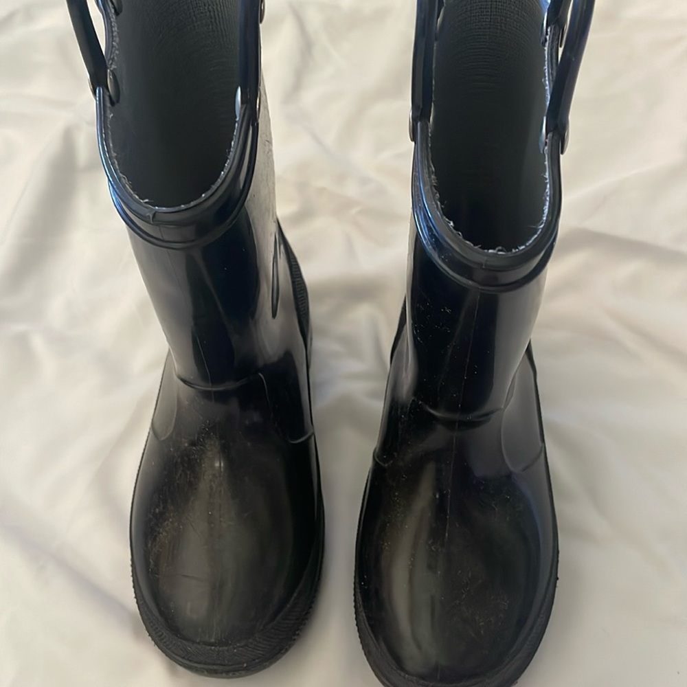 Black rain boots